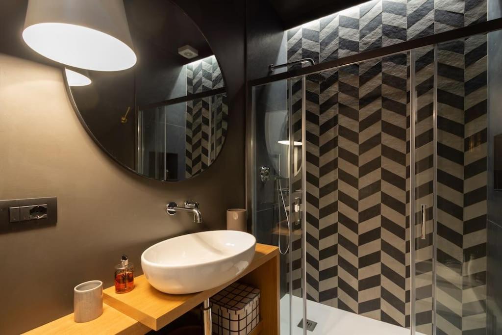 Casa Bellezia- Design E Storia Nel Cuore Di Torino Exteriör bild